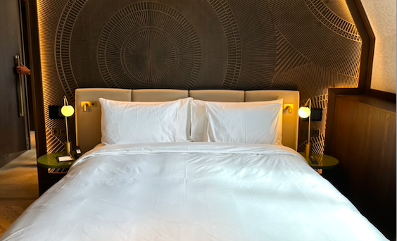 Bed wall