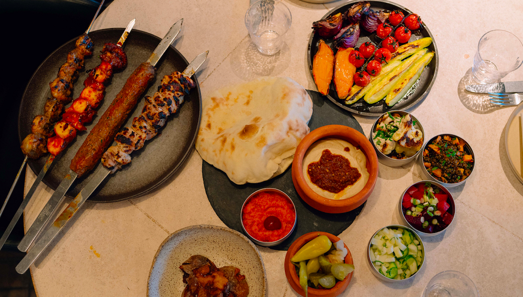 Family Friendly Affair-brunch gerechten bij restaurant Nela wall