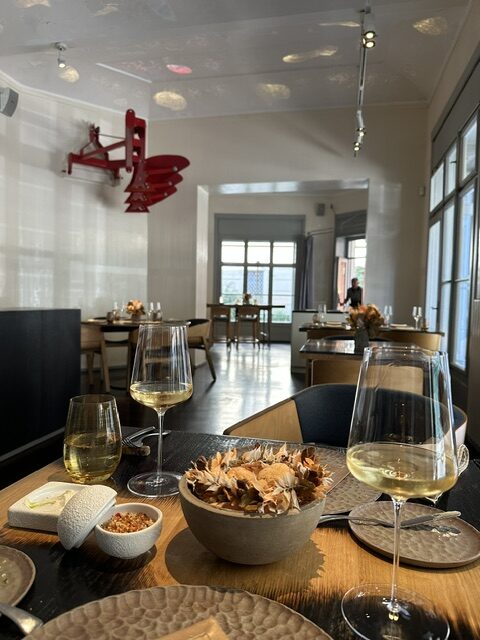 Restaurant Field interieur in Praag