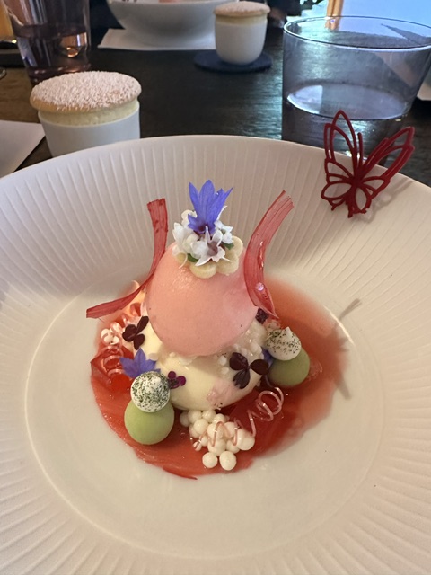 dessert met rabarber